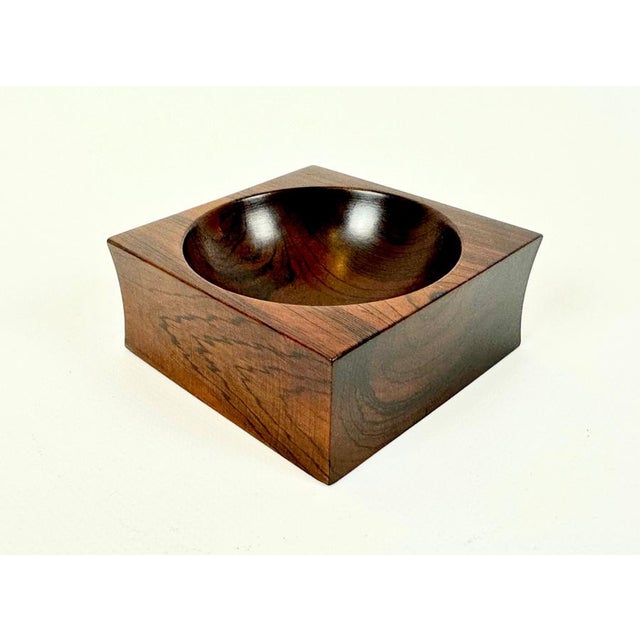 Mid-Century Modern Danish Rosewood Bowl, 1960s, in Flawless conditions. Designed 1960 to 1969 This piece has an...