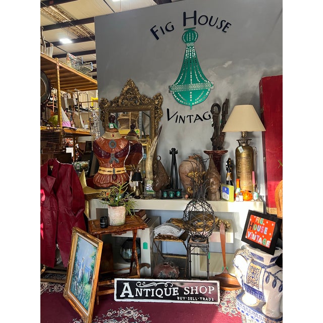 Up for consideration is a beautiful vintage miniature coal iron with rooster details. This is a lovely accent that will...