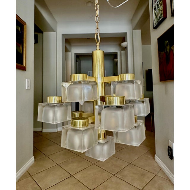Brass Sciolari 13 Light Ice Cube Glass Brass Chandelier For Sale - Image 8 of 17