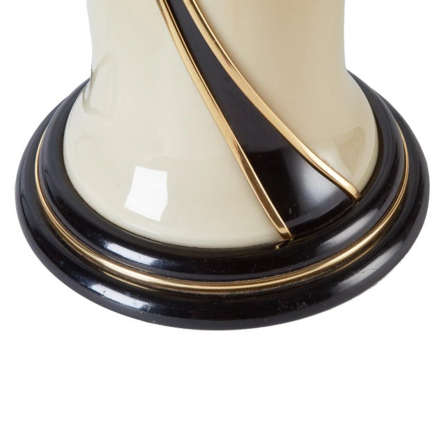 Cream 1980s Glass Table Lamp | Ivory Glass Double Light For Sale - Image 8 of 12