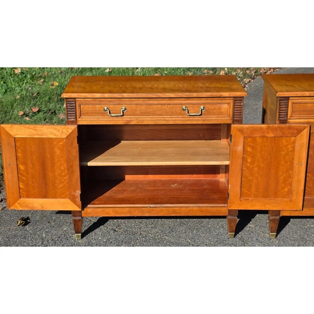 Pair of Vintage Kindel Furniture French Regency Style Servers For Sale - Image 9 of 18