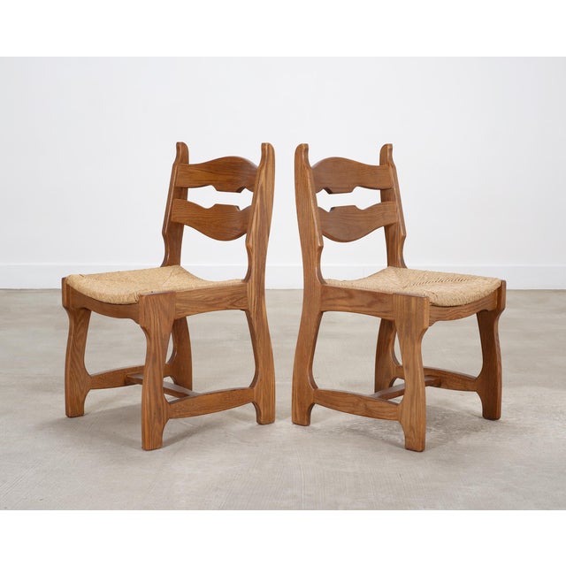Guillerme et Chambron Set of Six French Brutalist Razor Blade Oak Rush Dining Chairs For Sale - Image 4 of 18