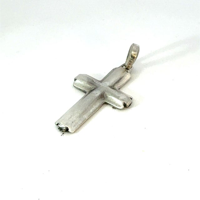1990s 1990s David Yurman Black Diamond Cross Pendant Sterling Silver Estate For Sale - Image 5 of 6
