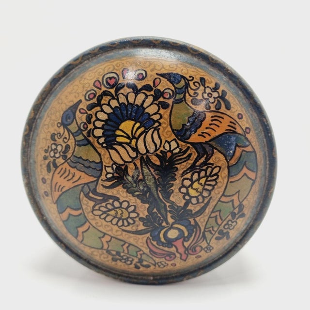 1920s Antique Hungarian Folk Art Nouveau Hand-Painted Lidded Wooden Jewelry Box, 1920s For Sale - Image 5 of 8