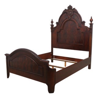 Henredon Queen Size Victorian Mahogany Bed For Sale
