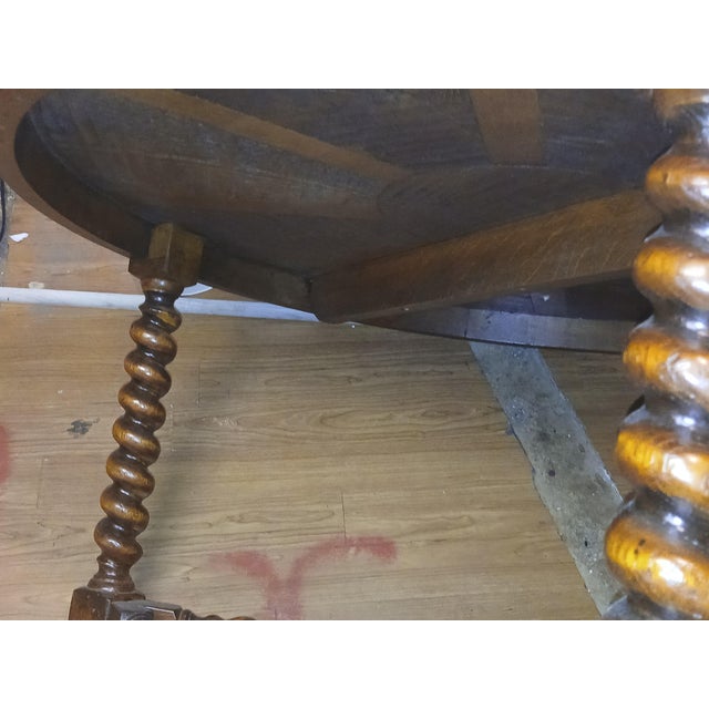 1950s Vintage Oak Rustic Coffee Table With Barley Twist Legs and Inlaid Compass Rose For Sale In Naples, FL - Image 6 of 9