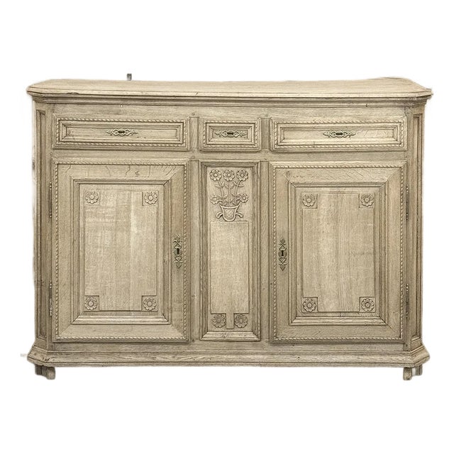 18th Century French Louis XVI Period Buffet in Stripped Oak For Sale