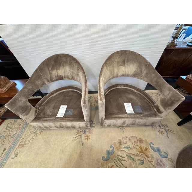 Hickory Chair Ray Booth Collection Shea Swivel Chairs, Pair For Sale - Image 11 of 12