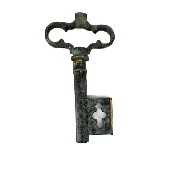 Mid-Century Modern Vintage Skeleton Key Corkscrew Hidden Barware For Sale - Image 3 of 5