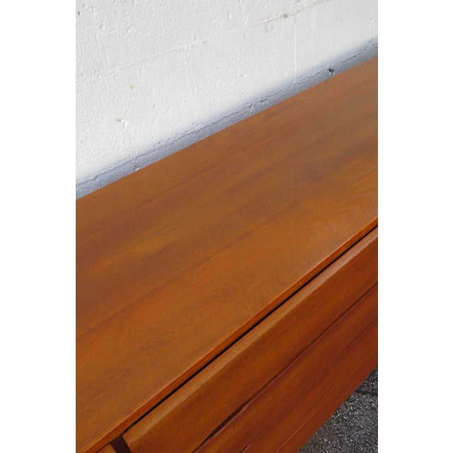 Brown Mid Century Danish Modern Long Dresser Sideboard Tv Media Console For Sale - Image 8 of 12