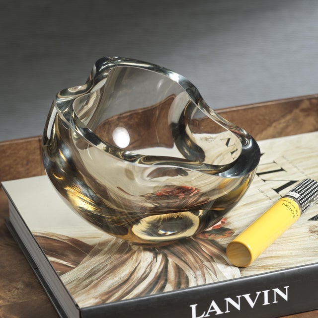 2020s Viento 6.25" Diameter Glass Bowl For Sale - Image 5 of 6