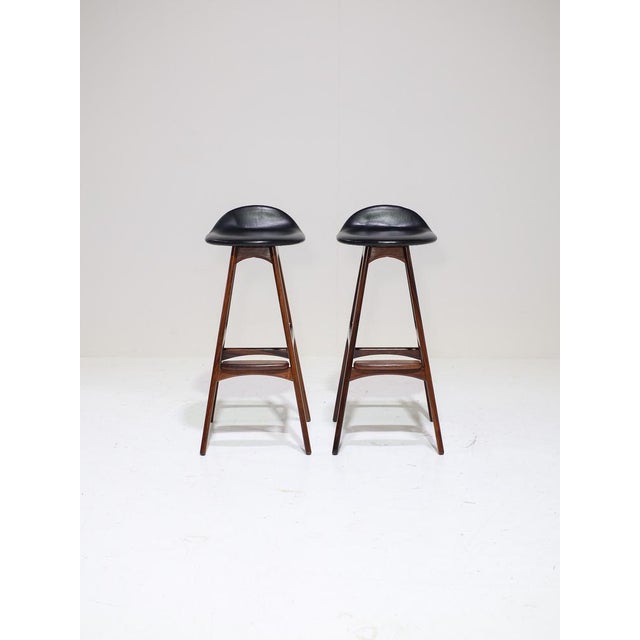 Mid-Century Modern OD61 Bar Stools by Erik Buch for Oddense Maskinsnedkeri, 1960s, Set of 2 For Sale - Image 3 of 15