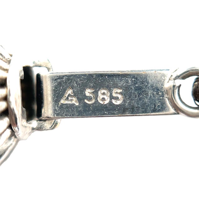 Mid 20th Century Mixed-Color Pearl Beaded Necklace With 14k White Gold Clasp For Sale - Image 4 of 5