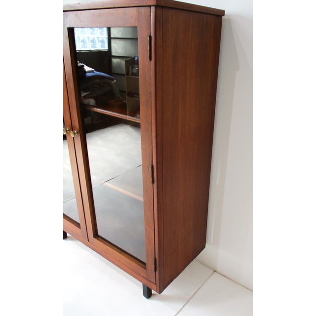 Mid-Century Modern Mid Century Walnut Bookcase in the Style of Globe Wernicke For Sale - Image 3 of 11