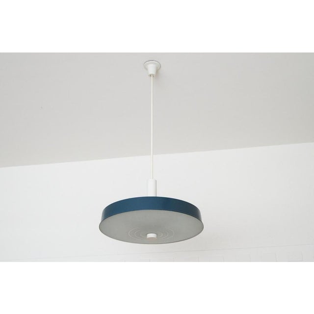 1960s Large Mid-Century Modern Pendant Lamps in Painted Metal and Opaline Glass, 1960, Set of 4 For Sale - Image 5 of 10