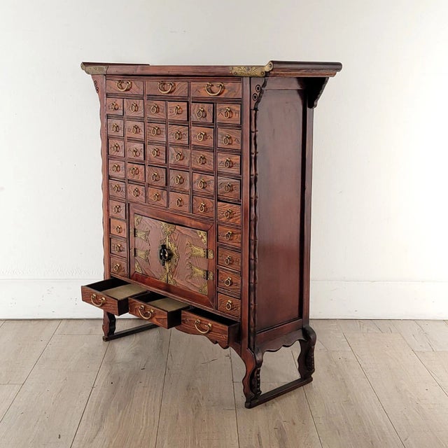 19th Century Chinese Medicine Cabinet in Elm For Sale - Image 11 of 12