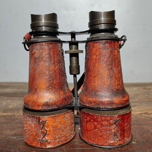 Early 20th Century Leather-Cased Binoculars – 5.5" Brass & Leather Field Glasses With Case For Sale - Image 4 of 9
