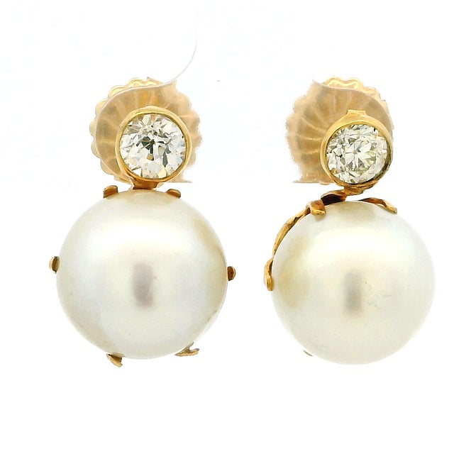 Circa 1990 18k White Gold South Sea Pearl and 1.00 Ct Diamond Earrings For Sale - Image 10 of 14