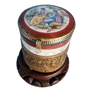 Early 20th Century French Music Box With Fragonard Scene on Lid and Brass Repousse Band