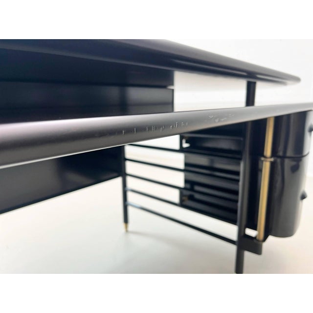 Cassina Model 617 Johnson Wax Desk by Frank Lloyd Wright for Cassina, 1992 For Sale - Image 4 of 18