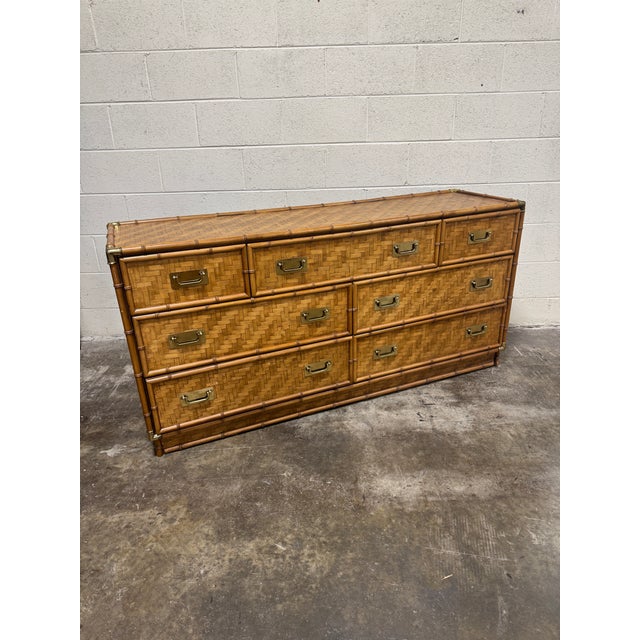 I never tire of parquet! Fab Dixie brand woven bamboo parquet pattered 7-drawer dresser. Excellent vintage condition....