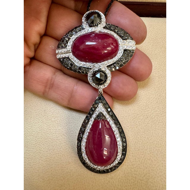 Gemstone Vintage Large Pendant 40Ct Natural Ruby No Heat & Black & White Diamond 18KWG For Sale - Image 7 of 18