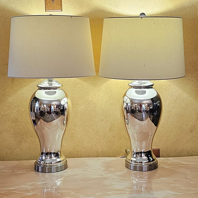 Pair of Vintage Mercury Glass Table Lamps With Light-Gray Drum Shades For Sale - Image 4 of 18