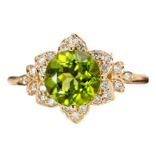 14k Yellow Gold Peridot & Diamond Ring | 8mm Round Peridot Gemstone Ring, Size 6.75 For Sale