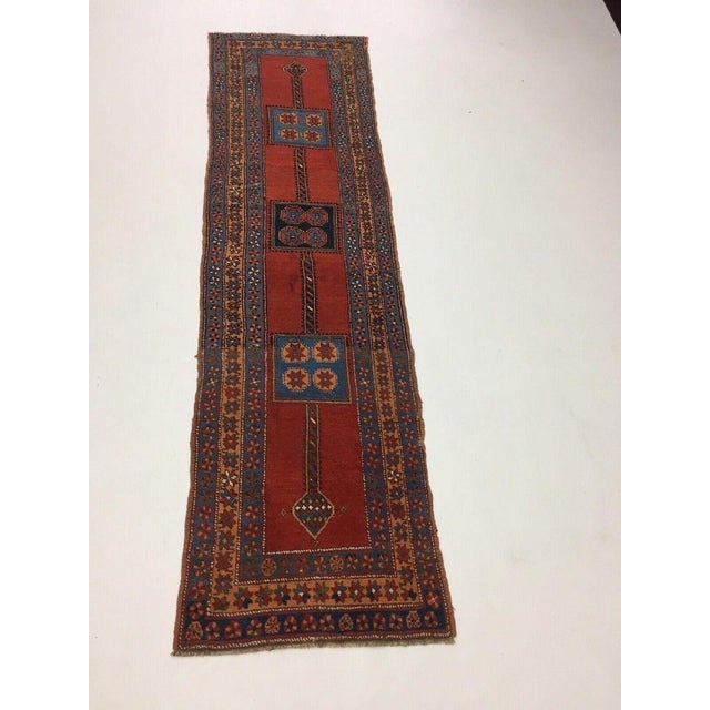 Antique Anatolian runner | Hand-knotted | Size: 310×80 cm | Material: High-quality wool and cotton | Pile height: 4 to 6...