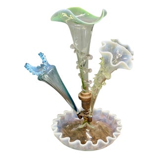 French Hand Blown Uranium Glass Three Trumpet Epergne, 1900 For Sale