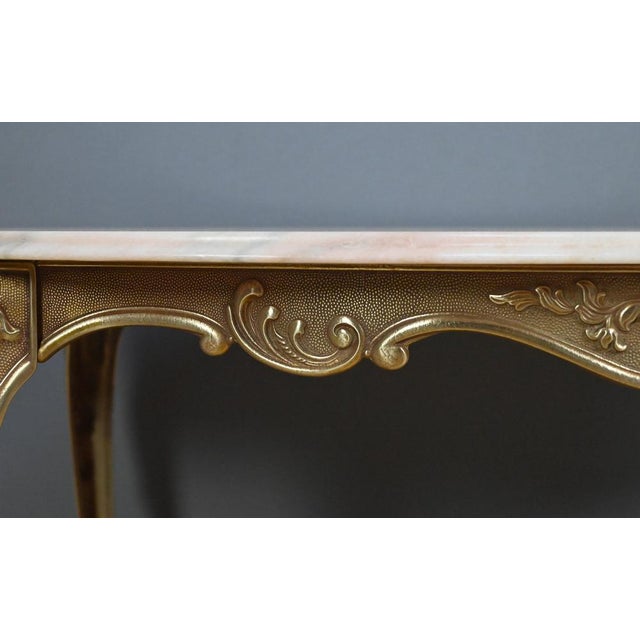 Mid-20th Century Louis XV Style Coffee Table in Marble and Brass, 1950s For Sale - Image 10 of 18
