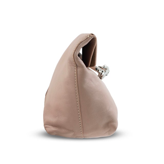 Modern Alexander McQueen Rose Pink Skull Jewel Four-Ring Soft Leather Clutch Bag For Sale - Image 3 of 16