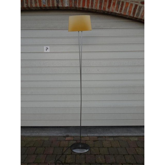 Shade for floor lamp in murano glass. This piece has an attribution mark, I am sure that it is completely authentic and...