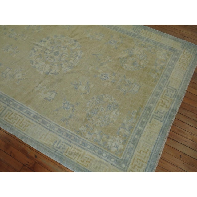 Early 20th Century Champagne Mustard Soft Blue Chinese Rug - 5'3" x 8'1" For Sale - Image 16 of 18