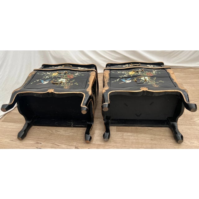 Vintage Set of Two Chinese Nightstands Side Tables Chinoiserie Hand Painted For Sale - Image 10 of 10