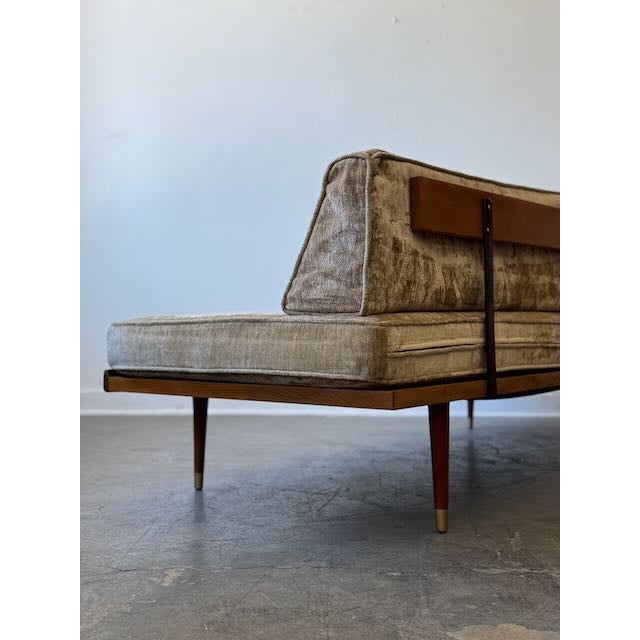 Textile 1950's Yugoslavian Daybed in Velvet For Sale - Image 7 of 15