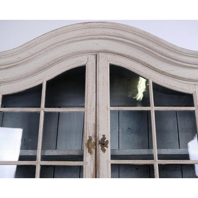 White Antique German Painted Oak Display Cabinet with Glass Doors, 1790s For Sale - Image 8 of 17