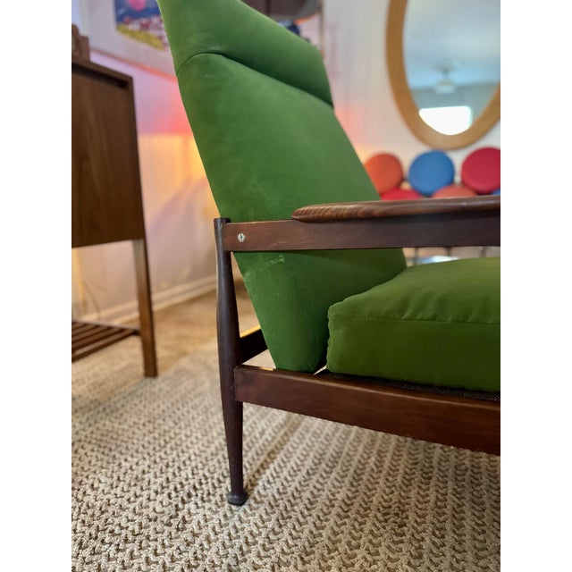 A Mid Century Modern Lounge Chair From Guy Rogers’ Iconic “Manhattan” Line, Made in the Uk, Circa 1960s For Sale - Image 12 of 12