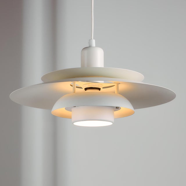 ‘Type 4756’ aluminium pendant from the 1970s produced by Lyskær Belysning. Ideal for dining tables or as mood lighting....