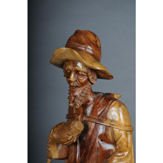 20th Century Walker with Corn on the Cob Sculpture in Limewood, South Germany For Sale - Image 12 of 18