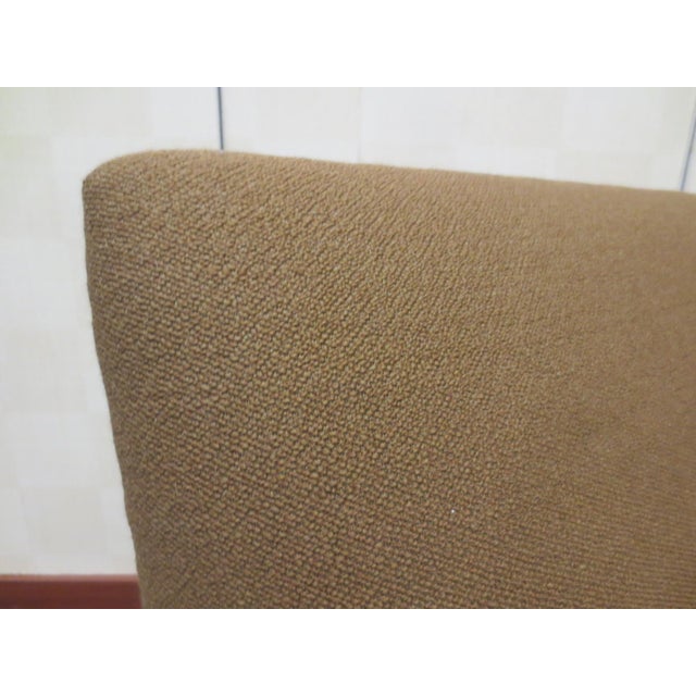 Modern Fogia Tondo Lounge Chair in Brown For Sale - Image 3 of 9