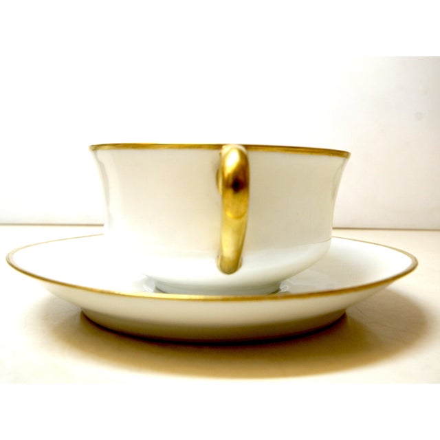 Limoges Haviland 29-Piece Tea Service With 12 Cups, Saucers & Dessert Plates For Sale - Image 10 of 15