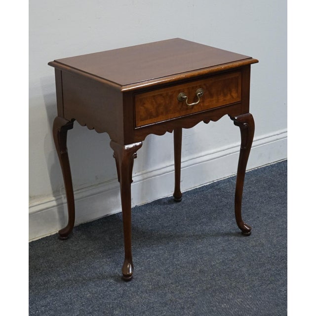 Late 20th Century Hickory Chair Co. American Masterpiece Collection Solid Mahogany Traditional Style 22" Accent End Table / Nightstand For Sale - Image 5 of 12