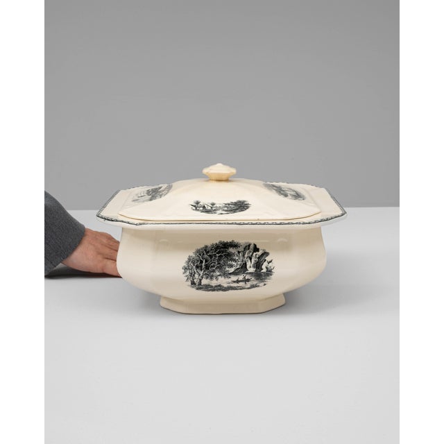 20th Century Dutch Special Edition Porcelain Tureen with Lid For Sale - Image 18 of 18