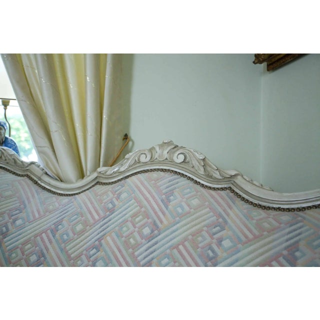 Solid construction made of hardwood - beech. The sofa set is hand-carved. Very comfortable seating - on springs (jute...