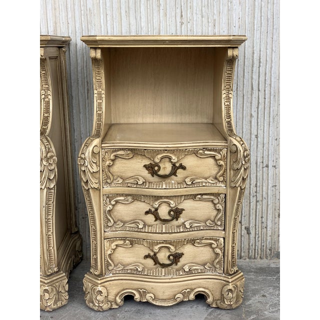 Carved French Rococo Style Pair of Nightstands with Open Shelve, circa 1930s For Sale - Image 4 of 18