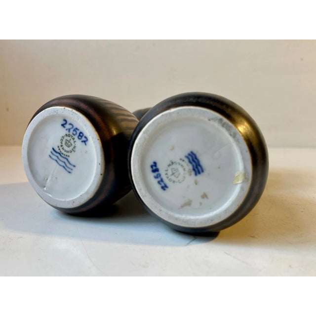 Mid-Century Stoneware Candlesticks by Gerd Bøgelund for Royal Copenhagen, 1960s, Set of 2 For Sale - Image 6 of 10