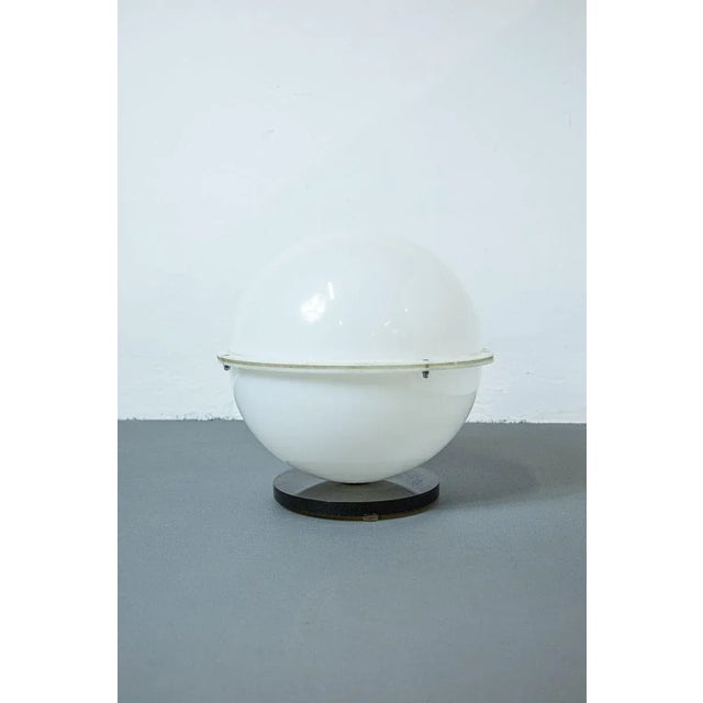 Vintage Acrylic Glass Table Lamp For Sale - Image 3 of 5