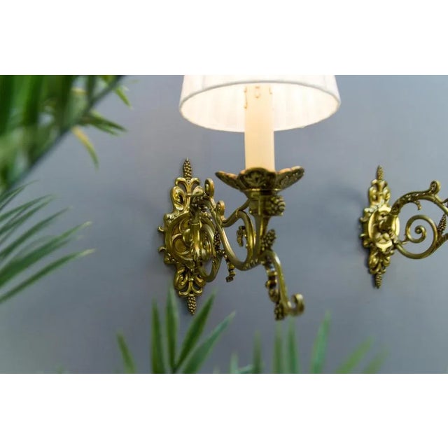 French Neoclassical Style Bronze Wall Lights, Set of 2 For Sale - Image 6 of 18