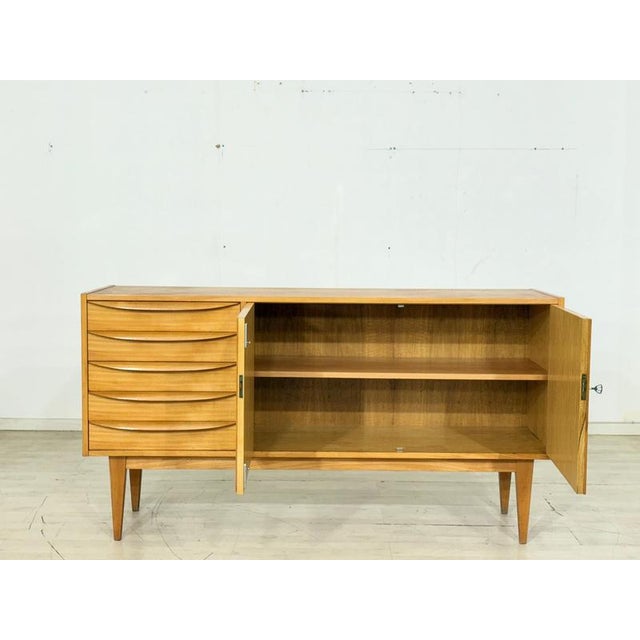 Mid-Century Series 602 Sideboard in Ash from Hellerau For Sale - Image 3 of 13